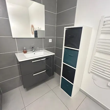 Apartament T4 Spacieux *